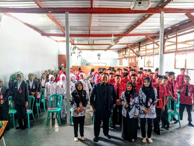 Dreamile International Berkolaborasi dengan SMK Telkom Brawijaya Blitar Gelar Pelatihan Public Speaking untuk Persiapan Magang Siswa Kelas XI